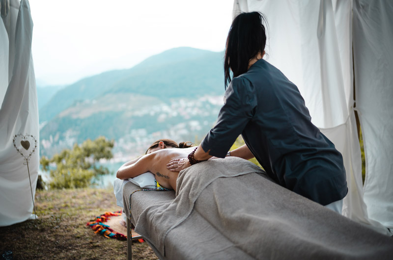 Total body relaxation massage with lake view